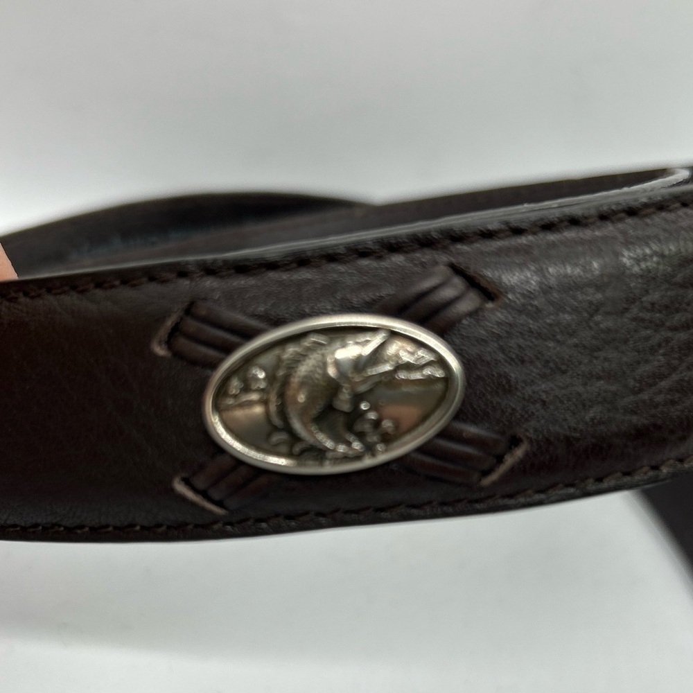 Mens Columbia Dark Brown Leather Belt Silver Fish Embellishments Size 36 - Picture 3 of 10